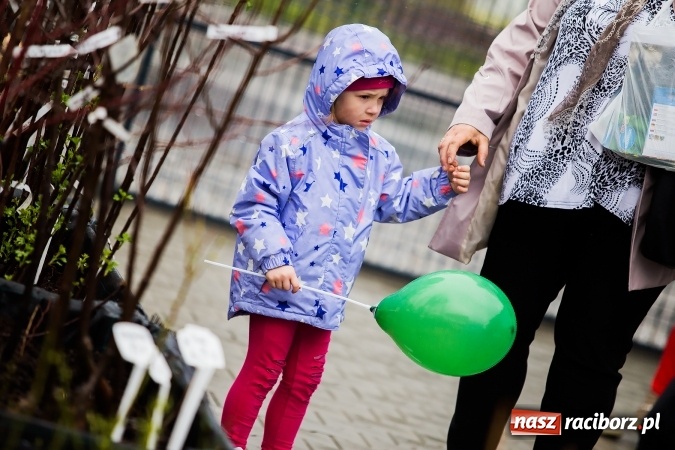 Zdjęcie w galerii na portalu naszraciborz.pl: Prelekcja w Agro Markecie przyciągnęła miłośników ogrodnictwa wiadomości z regionu