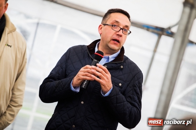 Zdjęcie w galerii na portalu naszraciborz.pl: Prelekcja w Agro Markecie przyciągnęła miłośników ogrodnictwa wiadomości z regionu