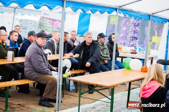 Zdjęcie w galerii na portalu naszraciborz.pl: Prelekcja w Agro Markecie przyciągnęła miłośników ogrodnictwa wiadomości z regionu
