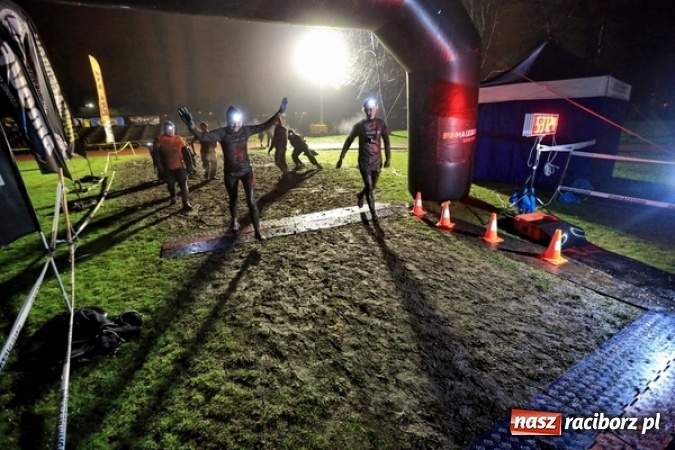 Zdjęcie w galerii na portalu naszraciborz.pl: Miał być Classic, a wyszedł Hardcore! Wyjątkowo ekstremalny Runmageddon szalał na hałdach w Zabrzu  wiadomości z regionu