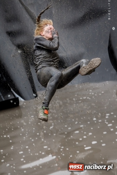 Zdjęcie w galerii na portalu naszraciborz.pl: Miał być Classic, a wyszedł Hardcore! Wyjątkowo ekstremalny Runmageddon szalał na hałdach w Zabrzu  wiadomości z regionu