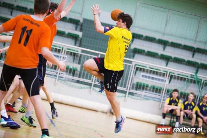 Zdjęcie w galerii na portalu naszraciborz.pl: Finały Miejskie Szkół Gimnazjalnych w Piłce Ręcznej Chłopców wiadomości z regionu