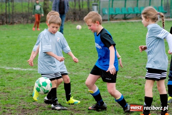 Zdjęcie w galerii na portalu naszraciborz.pl: Ambicja nie wystarczyła. Wicher Płonia uległ Pstrążnej wiadomości z regionu