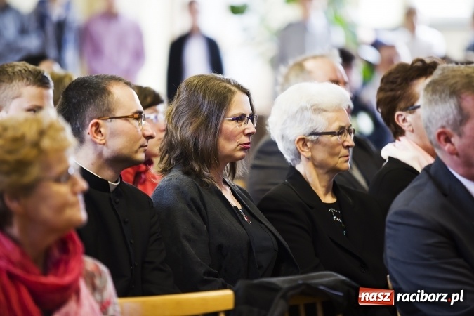 Zdjęcie w galerii na portalu naszraciborz.pl: W CKZiU nr 1 obchodzono święto Patrona wiadomości z regionu