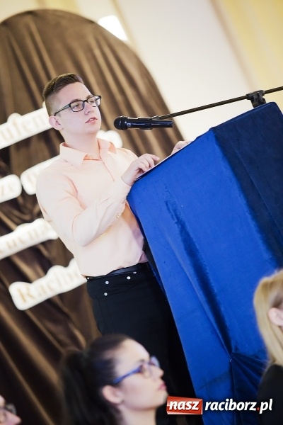 Zdjęcie w galerii na portalu naszraciborz.pl: W CKZiU nr 1 obchodzono święto Patrona wiadomości z regionu
