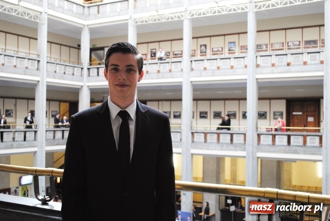 Zdjęcie w galerii na portalu naszraciborz.pl: Uczeń ZSOMS finalistą Ogólnopolskiej Olimpiady Podstaw Przedsiębiorczości  wiadomości z regionu