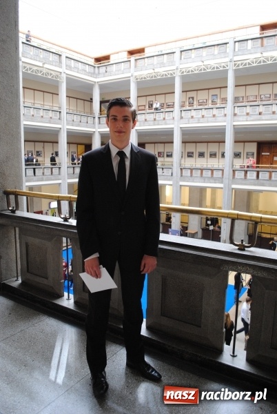 Zdjęcie w galerii na portalu naszraciborz.pl: Uczeń ZSOMS finalistą Ogólnopolskiej Olimpiady Podstaw Przedsiębiorczości  wiadomości z regionu