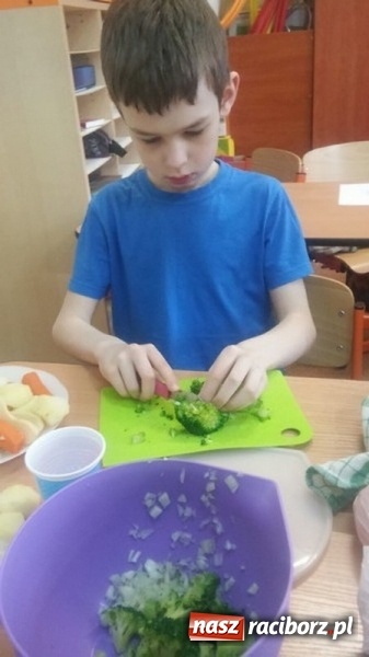 Zdjęcie w galerii na portalu naszraciborz.pl: Światowy Dzień Zdrowia w Szkole Podstawowej nr 4 wiadomości z regionu