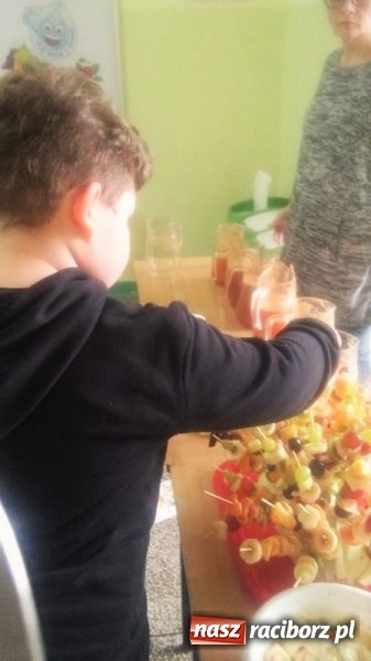 Zdjęcie w galerii na portalu naszraciborz.pl: Światowy Dzień Zdrowia w Szkole Podstawowej nr 4 wiadomości z regionu