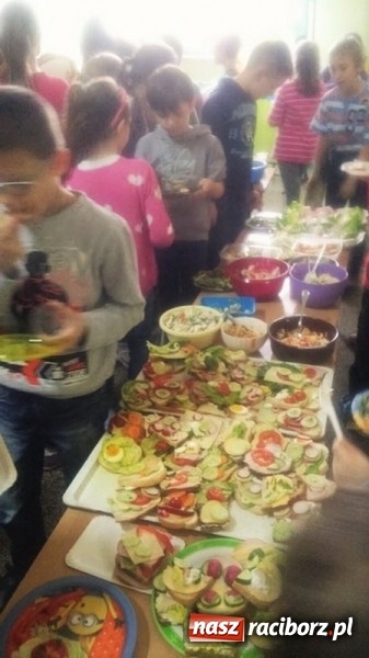 Zdjęcie w galerii na portalu naszraciborz.pl: Światowy Dzień Zdrowia w Szkole Podstawowej nr 4 wiadomości z regionu