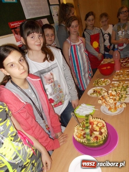 Zdjęcie w galerii na portalu naszraciborz.pl: Światowy Dzień Zdrowia w Szkole Podstawowej nr 4 wiadomości z regionu