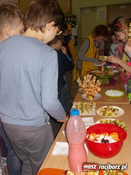 Zdjęcie w galerii na portalu naszraciborz.pl: Światowy Dzień Zdrowia w Szkole Podstawowej nr 4 wiadomości z regionu