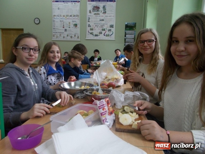 Zdjęcie w galerii na portalu naszraciborz.pl: Światowy Dzień Zdrowia w Szkole Podstawowej nr 4 wiadomości z regionu