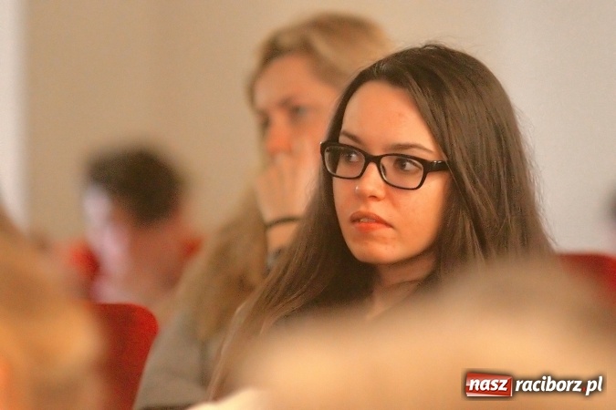 Zdjęcie w galerii na portalu naszraciborz.pl: Wychowawcze aspekty sportu - konferencja na Zamku Piastowskim w Raciborzu wiadomości z regionu