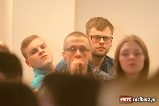 Zdjęcie w galerii na portalu naszraciborz.pl: Wychowawcze aspekty sportu - konferencja na Zamku Piastowskim w Raciborzu wiadomości z regionu