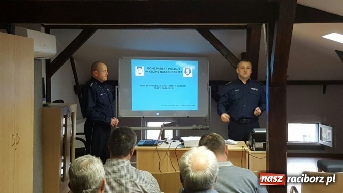 Zdjęcie w galerii na portalu naszraciborz.pl: Debata na temat map zagrożeń z udziałem kuźniańskich policjantów  wiadomości z regionu