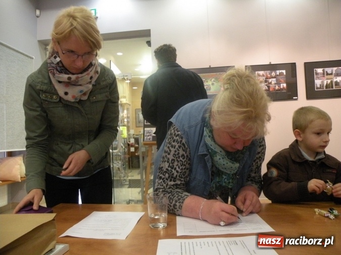Zdjęcie w galerii na portalu naszraciborz.pl: Pocztówki projektu raciborzan wiadomości z regionu