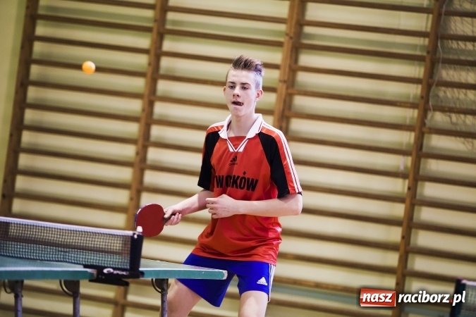 Zdjęcie w galerii na portalu naszraciborz.pl: Szonowice i Krzanowice drużynowymi mistrzami powiatu w tenisie stołowym  wiadomości z regionu