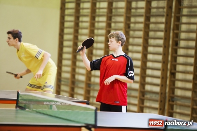 Zdjęcie w galerii na portalu naszraciborz.pl: Szonowice i Krzanowice drużynowymi mistrzami powiatu w tenisie stołowym  wiadomości z regionu
