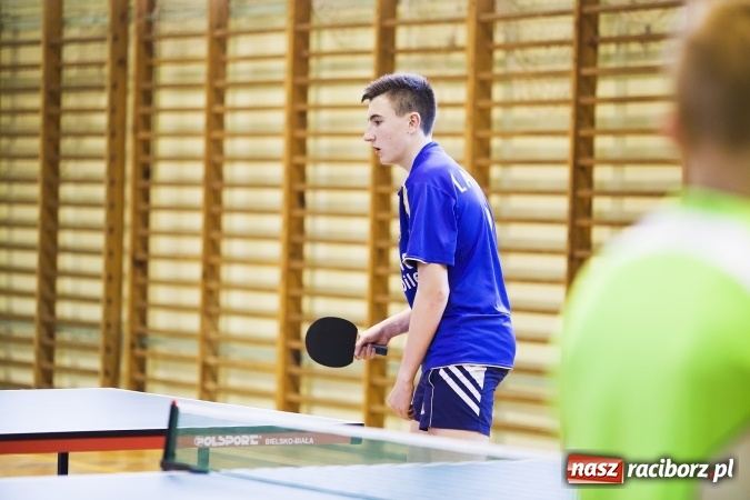 Zdjęcie w galerii na portalu naszraciborz.pl: Szonowice i Krzanowice drużynowymi mistrzami powiatu w tenisie stołowym  wiadomości z regionu