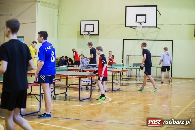 Zdjęcie w galerii na portalu naszraciborz.pl: Szonowice i Krzanowice drużynowymi mistrzami powiatu w tenisie stołowym  wiadomości z regionu