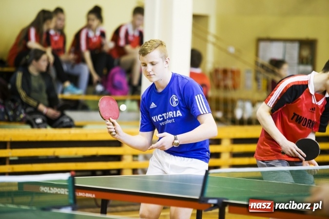 Zdjęcie w galerii na portalu naszraciborz.pl: Szonowice i Krzanowice drużynowymi mistrzami powiatu w tenisie stołowym  wiadomości z regionu