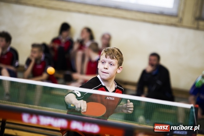 Zdjęcie w galerii na portalu naszraciborz.pl: Szonowice i Krzanowice drużynowymi mistrzami powiatu w tenisie stołowym  wiadomości z regionu