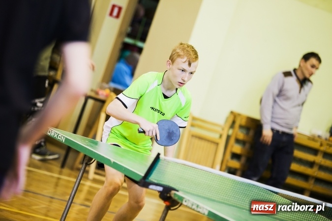 Zdjęcie w galerii na portalu naszraciborz.pl: Szonowice i Krzanowice drużynowymi mistrzami powiatu w tenisie stołowym  wiadomości z regionu