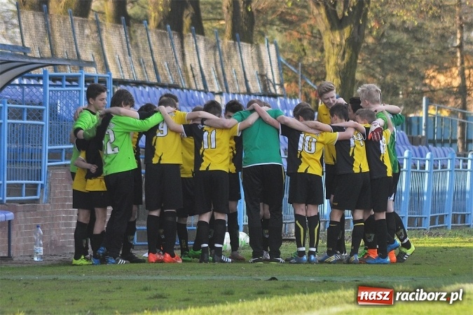 Zdjęcie w galerii na portalu naszraciborz.pl: Młodzi Unici przegrali z Ruchem wiadomości z regionu