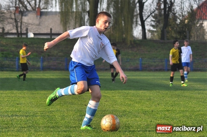 Zdjęcie w galerii na portalu naszraciborz.pl: Młodzi Unici przegrali z Ruchem wiadomości z regionu