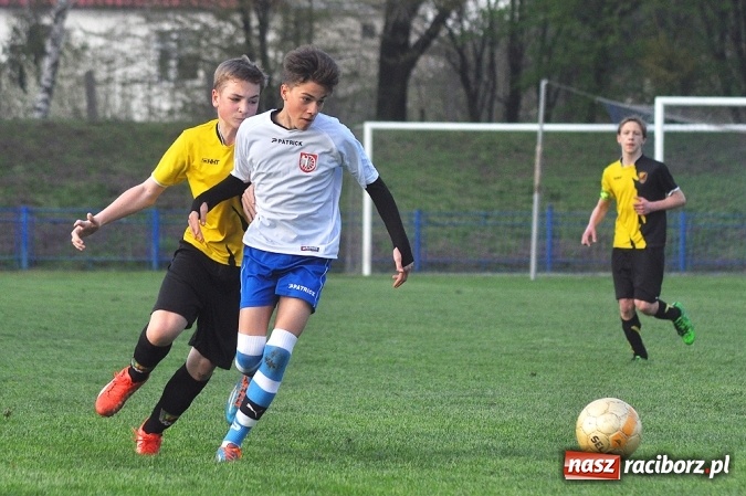 Zdjęcie w galerii na portalu naszraciborz.pl: Młodzi Unici przegrali z Ruchem wiadomości z regionu