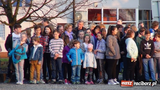 Zdjęcie w galerii na portalu naszraciborz.pl: Międzynarodowy Dzień Pamięci Ofiar Katynia. Apel Poległych w Kuźni Raciborskiej wiadomości z regionu