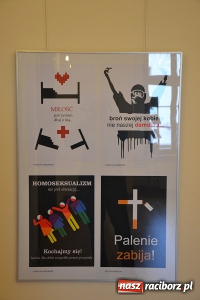 Zdjęcie w galerii na portalu naszraciborz.pl: Życie nie może odbyć się bez Ciebie – wystawa plakatu uczniów Ekonomika na zamku  wiadomości z regionu