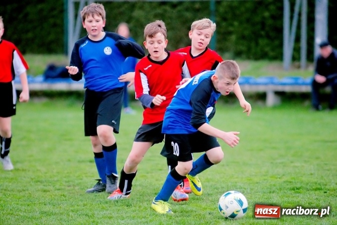 Zdjęcie w galerii na portalu naszraciborz.pl: Młodziki: Derby Raciborza dla Studziennej wiadomości z regionu