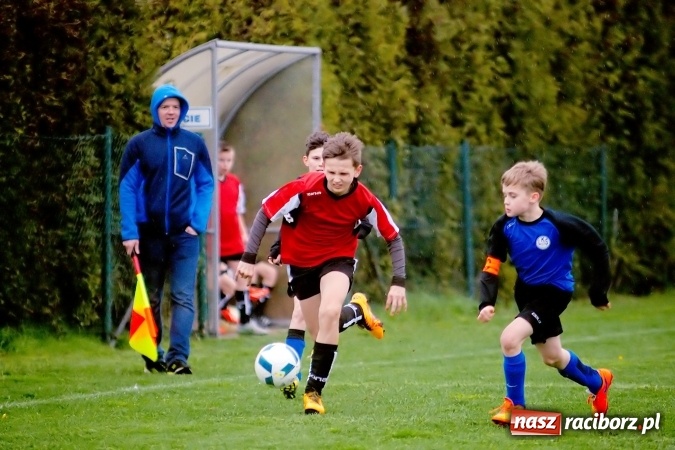 Zdjęcie w galerii na portalu naszraciborz.pl: Młodziki: Derby Raciborza dla Studziennej wiadomości z regionu