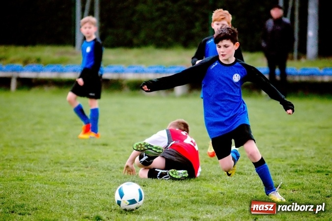 Zdjęcie w galerii na portalu naszraciborz.pl: Młodziki: Derby Raciborza dla Studziennej wiadomości z regionu