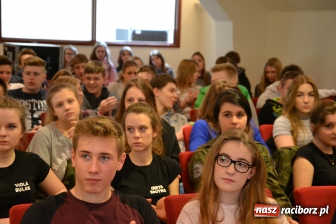 Zdjęcie w galerii na portalu naszraciborz.pl: 7. Przegląd filmowy Echa Katynia za nami  wiadomości z regionu