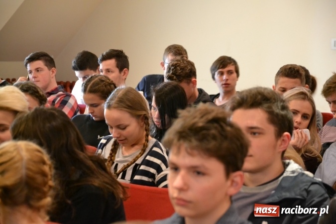 Zdjęcie w galerii na portalu naszraciborz.pl: 7. Przegląd filmowy Echa Katynia za nami  wiadomości z regionu