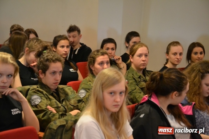 Zdjęcie w galerii na portalu naszraciborz.pl: 7. Przegląd filmowy Echa Katynia za nami  wiadomości z regionu