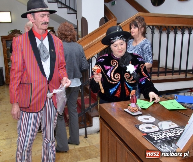 Zdjęcie w galerii na portalu naszraciborz.pl: Z Pacanowa do Raciborza, czyli Świętokrzyska Biesiada Babajag wiadomości z regionu