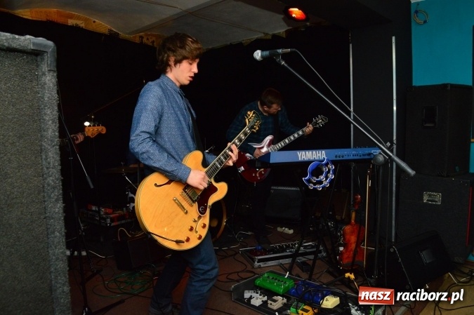 Zdjęcie w galerii na portalu naszraciborz.pl: Samołyk i Kurczat na Końcu Świata wiadomości z regionu