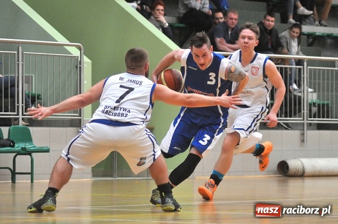 Zdjęcie w galerii na portalu naszraciborz.pl: Ofensywa i Dywyta zagrały dla Sita wiadomości z regionu