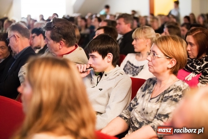 Zdjęcie w galerii na portalu naszraciborz.pl: Na Zamku Piastowskim trwa konferencja na temat autyzmu wiadomości z regionu