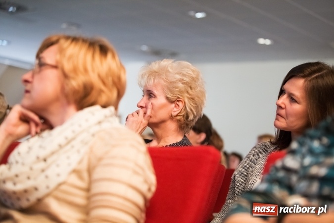 Zdjęcie w galerii na portalu naszraciborz.pl: Na Zamku Piastowskim trwa konferencja na temat autyzmu wiadomości z regionu