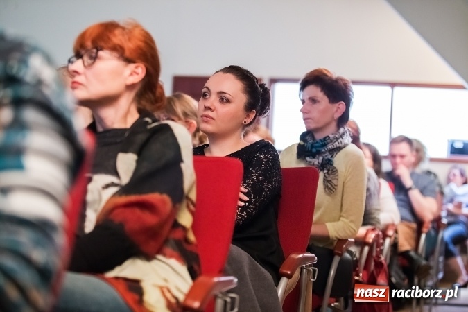Zdjęcie w galerii na portalu naszraciborz.pl: Na Zamku Piastowskim trwa konferencja na temat autyzmu wiadomości z regionu
