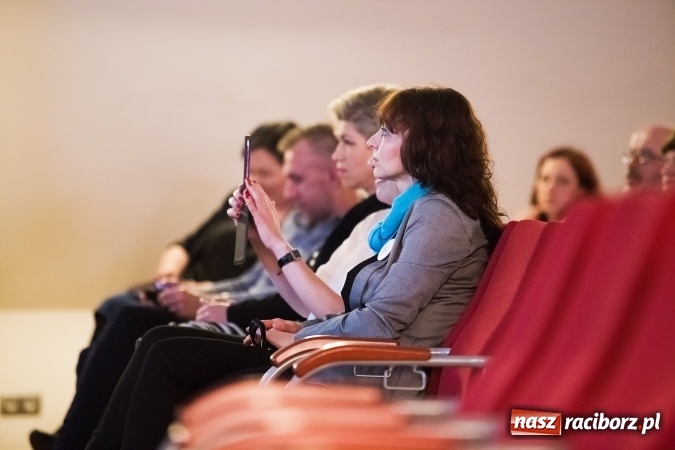 Zdjęcie w galerii na portalu naszraciborz.pl: Na Zamku Piastowskim trwa konferencja na temat autyzmu wiadomości z regionu