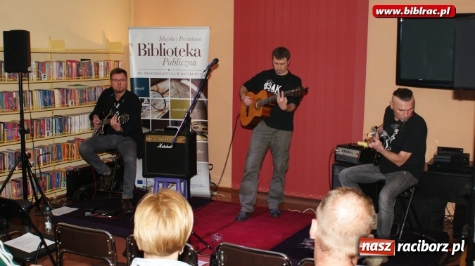 Zdjęcie w galerii na portalu naszraciborz.pl: Perspektywa Okolicy zagrała w bibliotece wiadomości z regionu