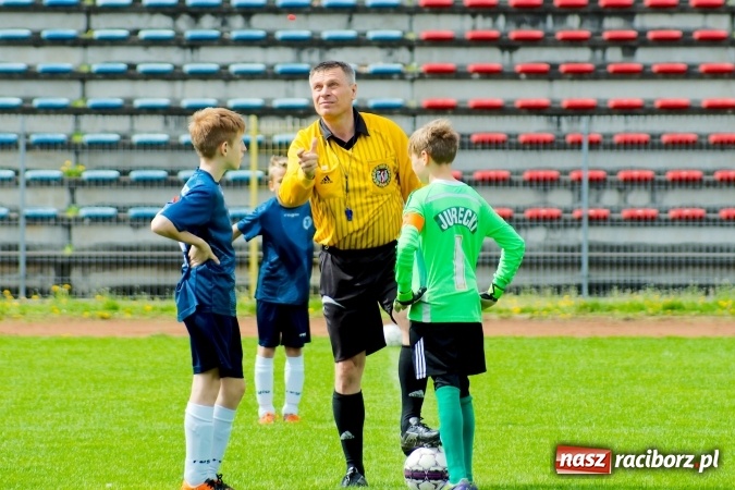 Zdjęcie w galerii na portalu naszraciborz.pl: III WLM: Trzynaście goli przy Zamkowej. Jastrzębie lepsze od Unii wiadomości z regionu