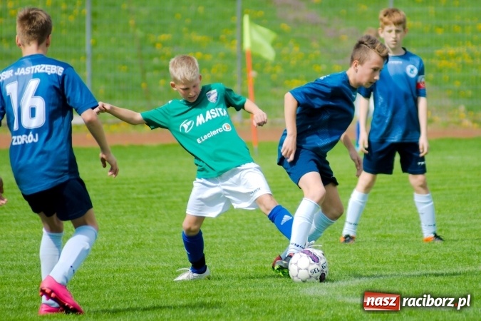 Zdjęcie w galerii na portalu naszraciborz.pl: III WLM: Trzynaście goli przy Zamkowej. Jastrzębie lepsze od Unii wiadomości z regionu