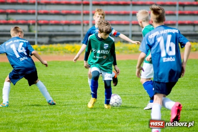 Zdjęcie w galerii na portalu naszraciborz.pl: III WLM: Trzynaście goli przy Zamkowej. Jastrzębie lepsze od Unii wiadomości z regionu